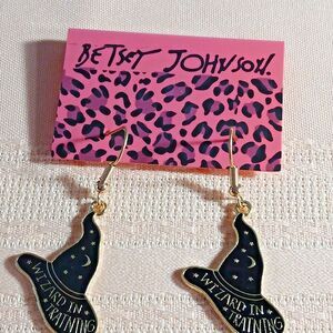 New Black Enamel Cute Halloween Wizard Hat Fashion Stand Earrings.